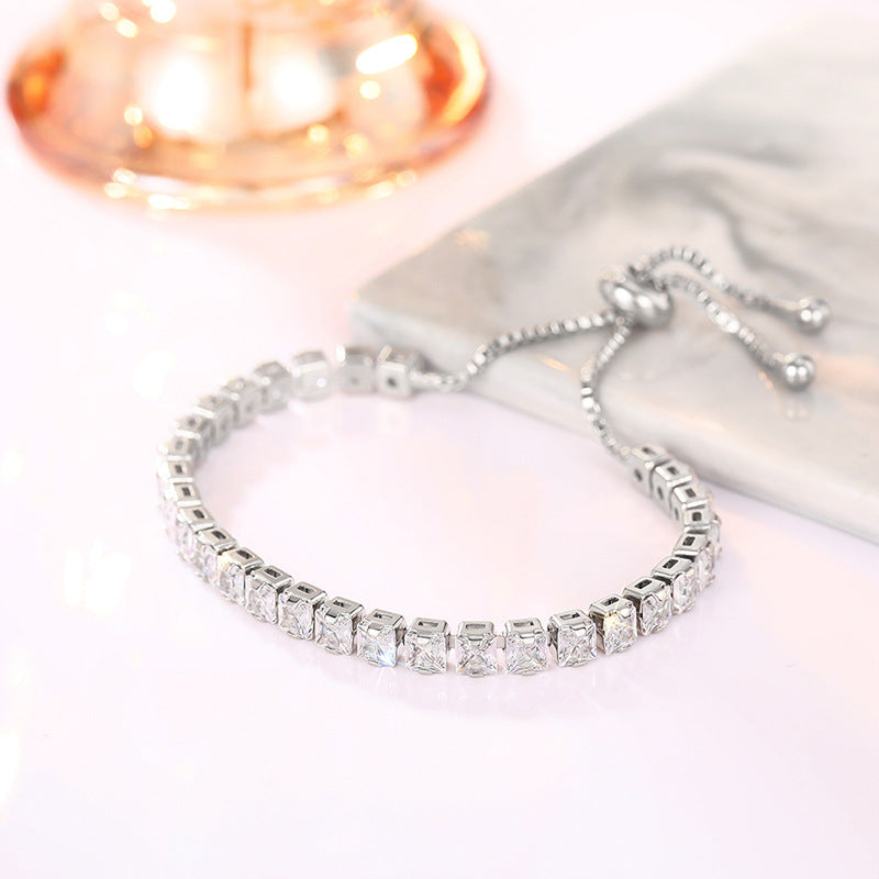 Premium Minimalist Hand Jewelry for Timeless Elegance